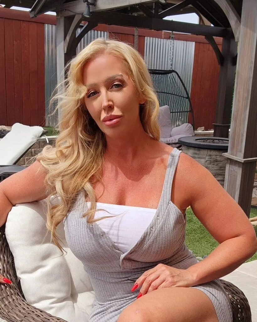 Alura Jenson BioWiki Net Worth Career Age Height Wight Family Relationship